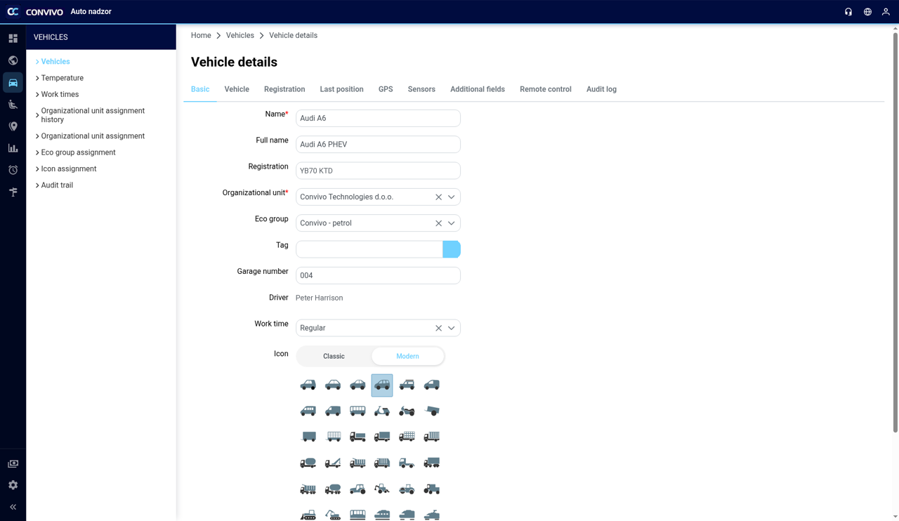 Vehicle details with the remote control tab